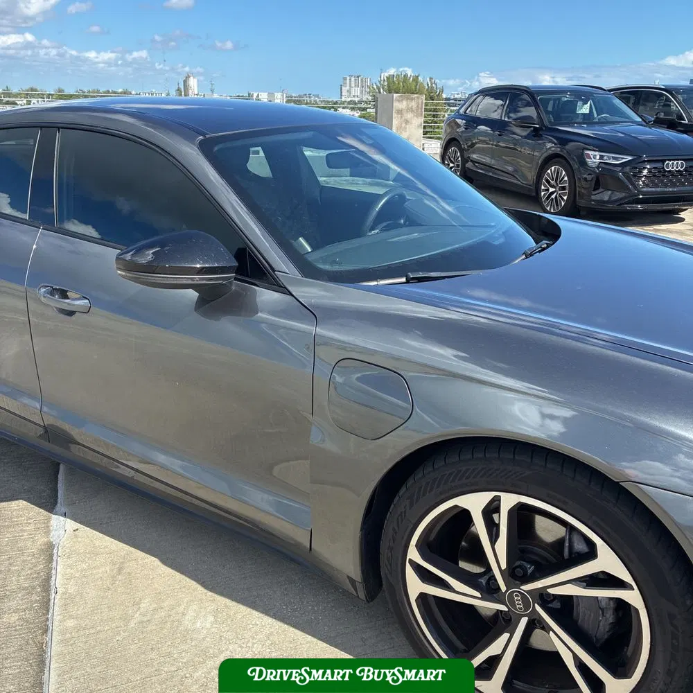 2023 Audi e-tron GT Premium Plus