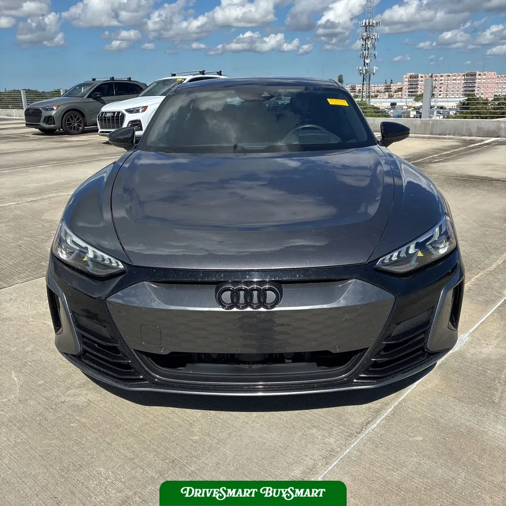 2023 Audi e-tron GT Premium Plus