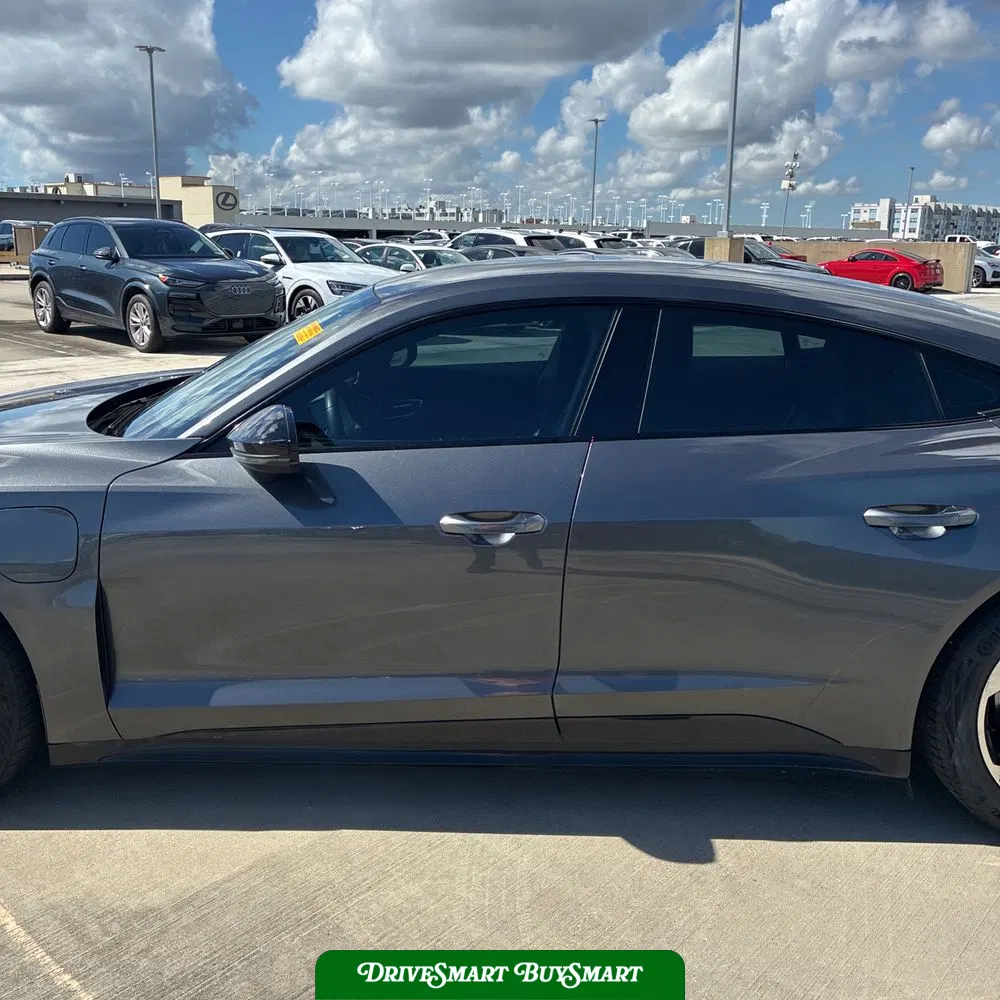 2023 Audi e-tron GT Premium Plus