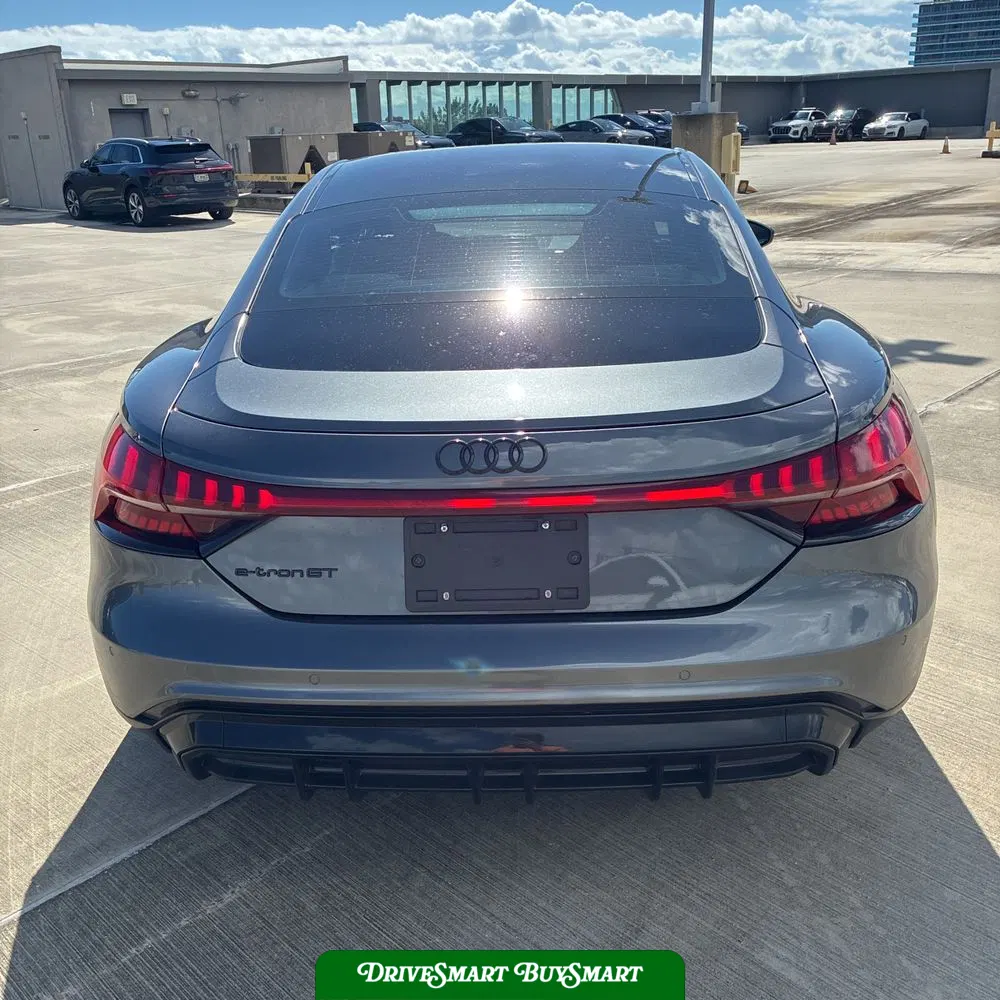 2023 Audi e-tron GT Premium Plus