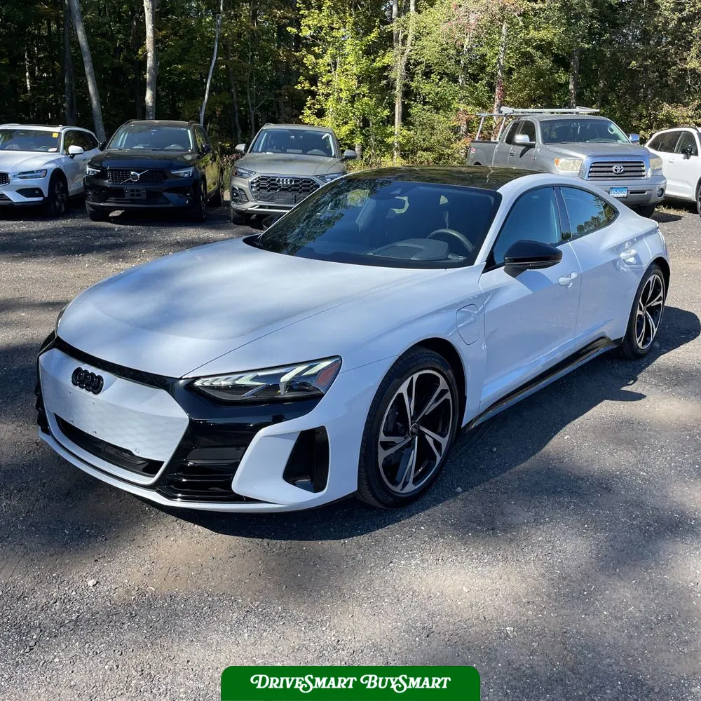 2023 Audi e-tron GT Premium Plus