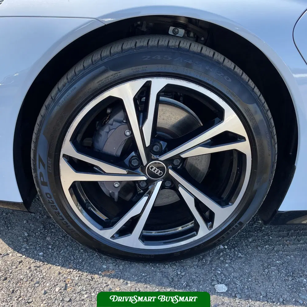 2023 Audi e-tron GT Premium Plus
