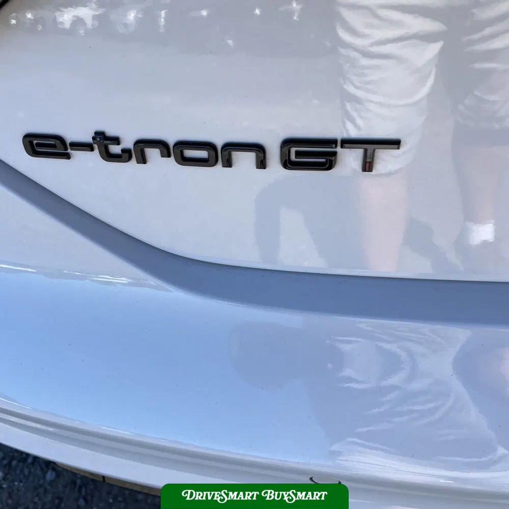 2023 Audi e-tron GT Premium Plus