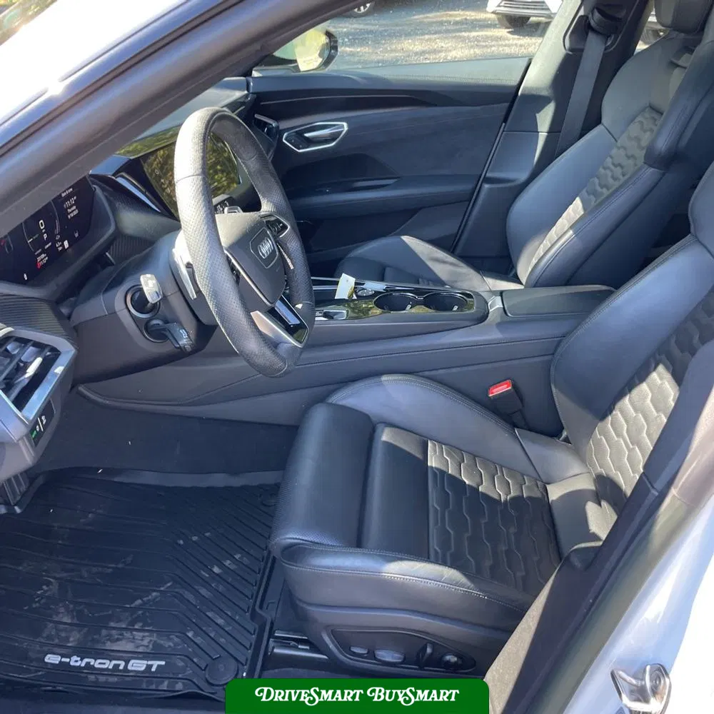 2023 Audi e-tron GT Premium Plus