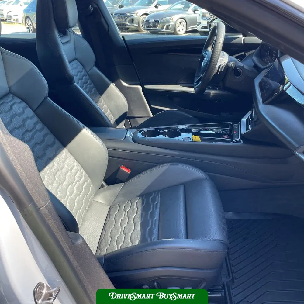2023 Audi e-tron GT Premium Plus
