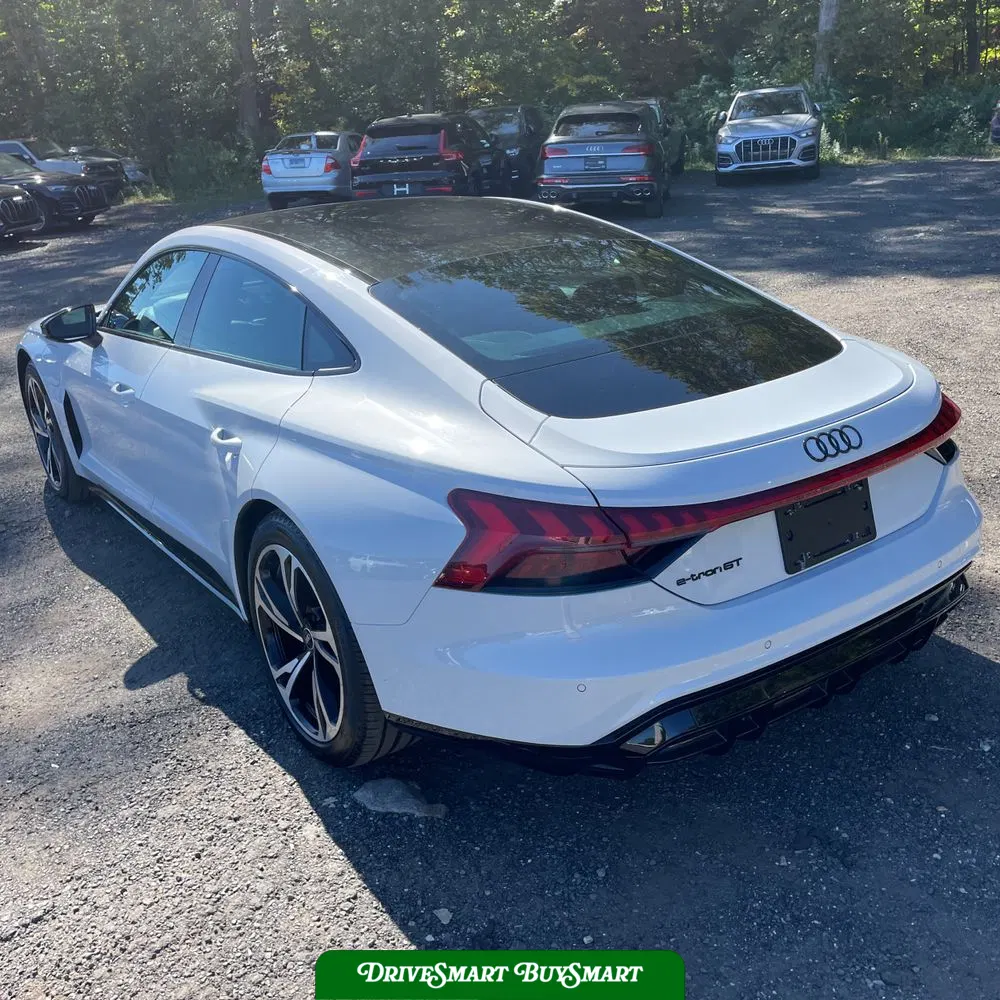 2023 Audi e-tron GT Premium Plus