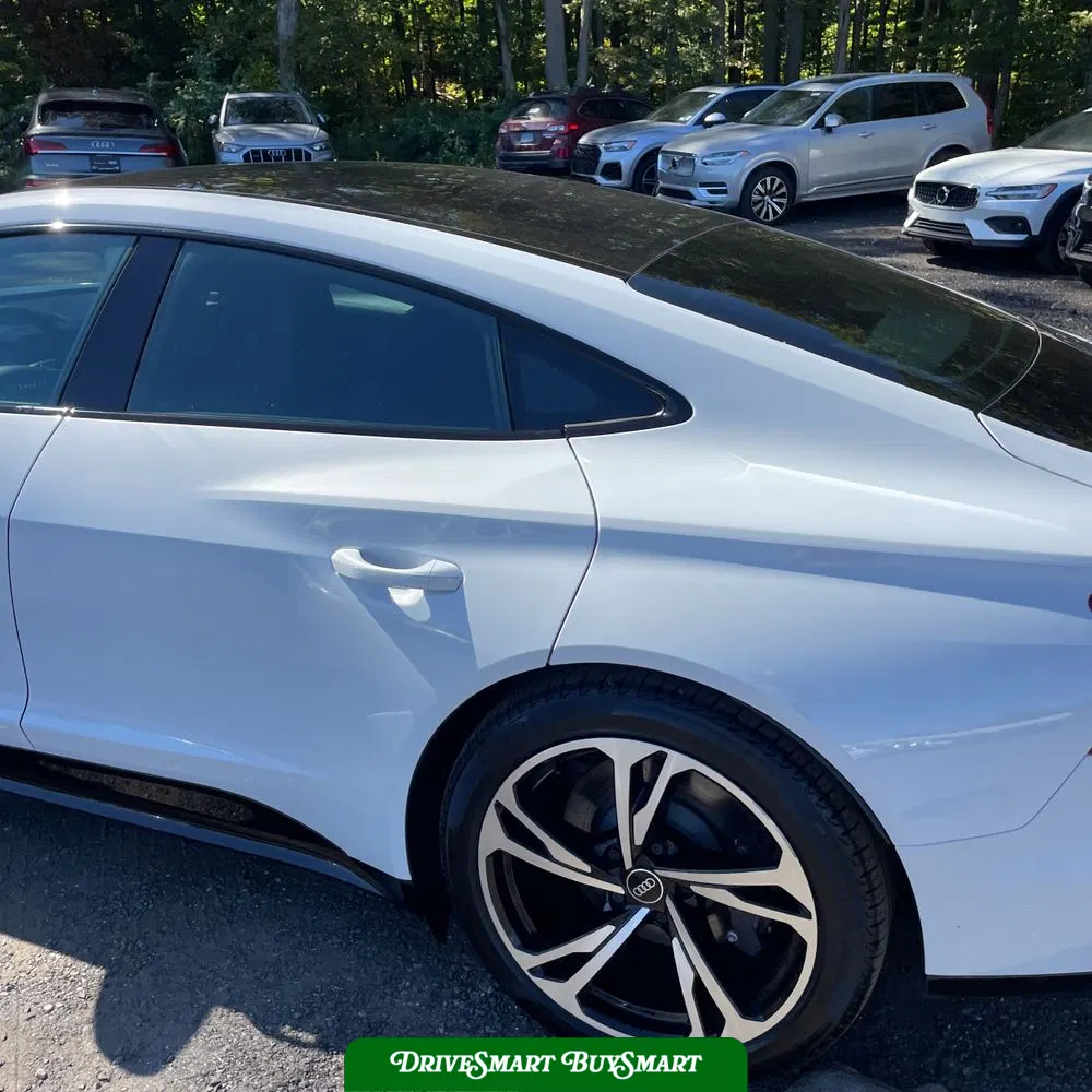 2023 Audi e-tron GT Premium Plus