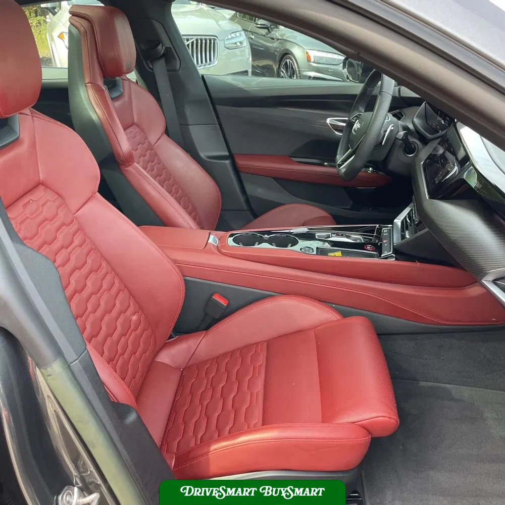 2023 Audi e-tron GT Premium Plus
