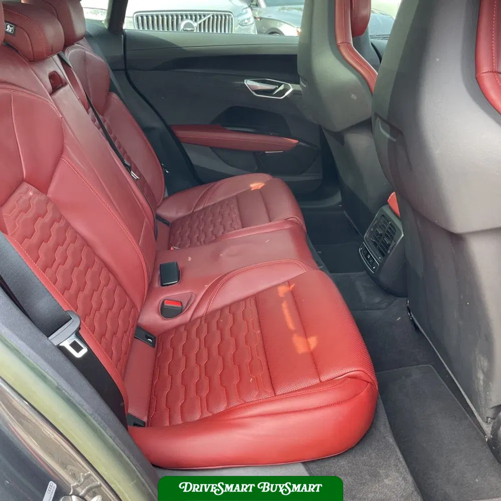 2023 Audi e-tron GT Premium Plus
