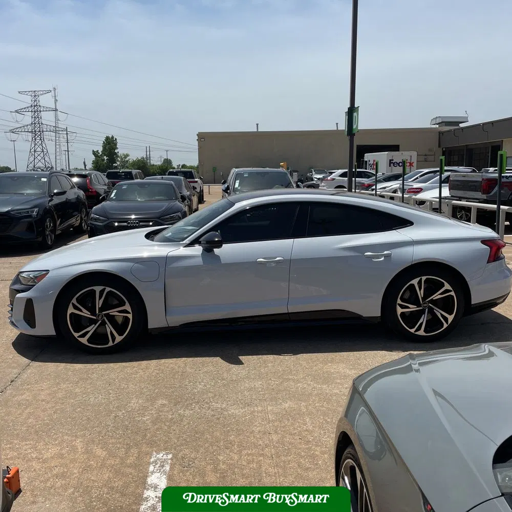 2022 Audi e-tron GT Premium Plus