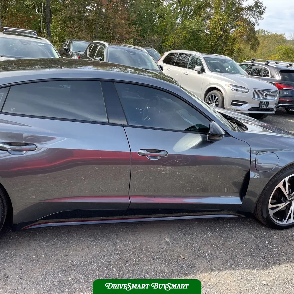 2023 Audi e-tron GT Premium Plus