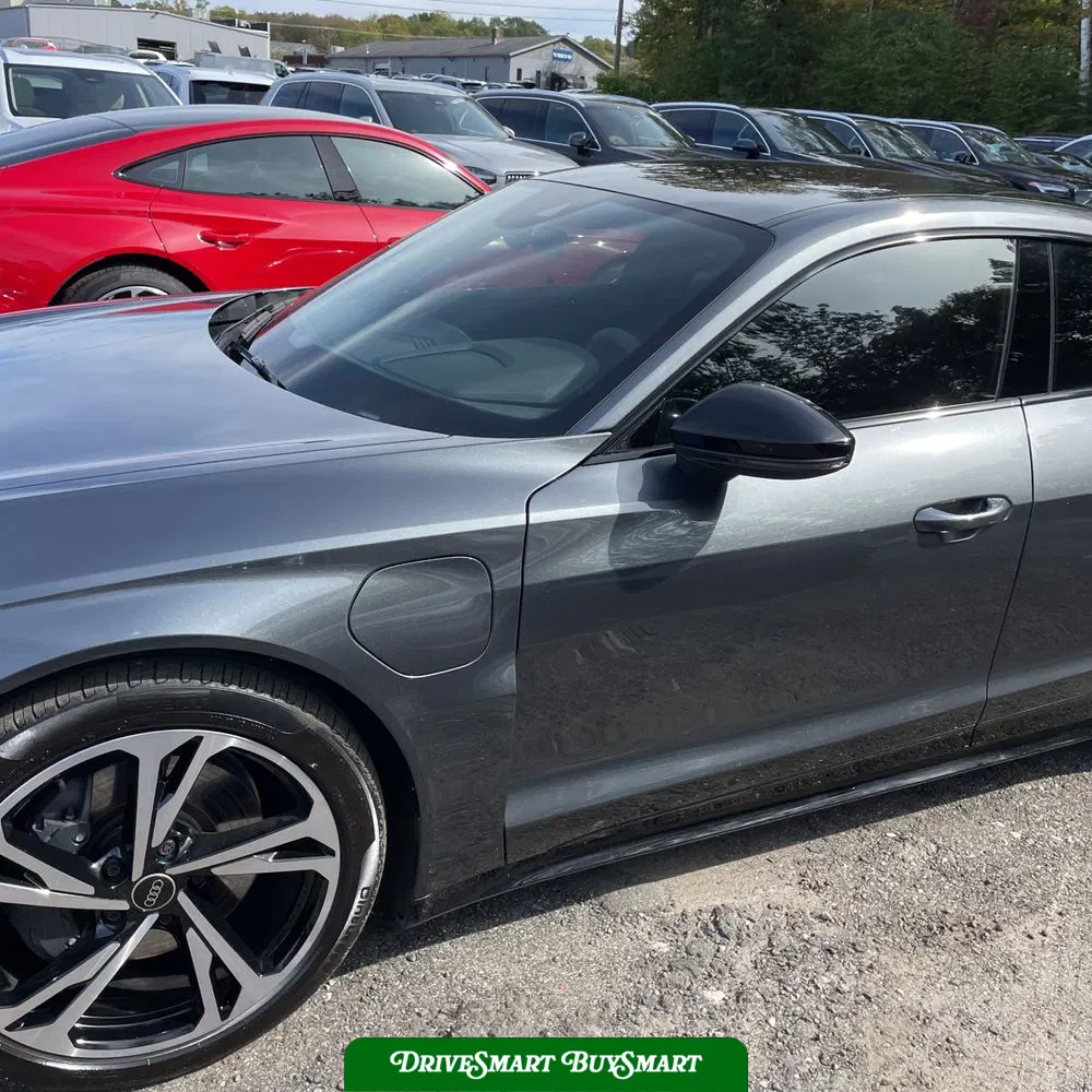 2023 Audi e-tron GT Premium Plus