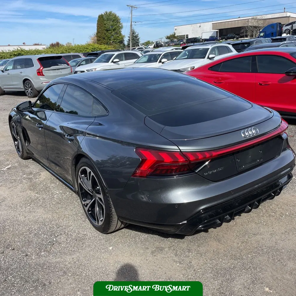 2023 Audi e-tron GT Premium Plus