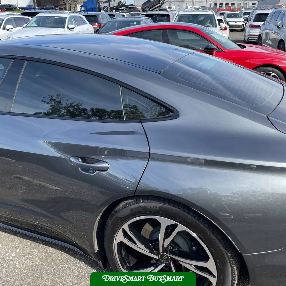 2023 Audi e-tron GT Premium Plus
