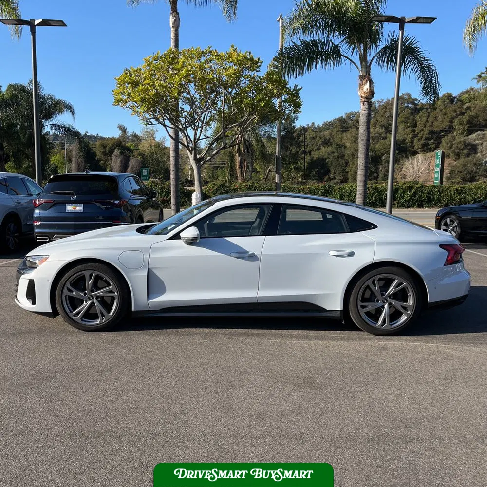 2023 Audi e-tron GT Prestige