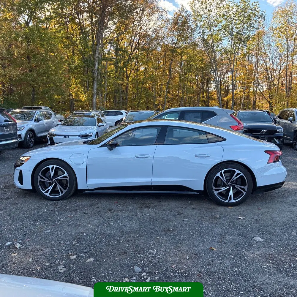 2023 Audi e-tron GT Prestige