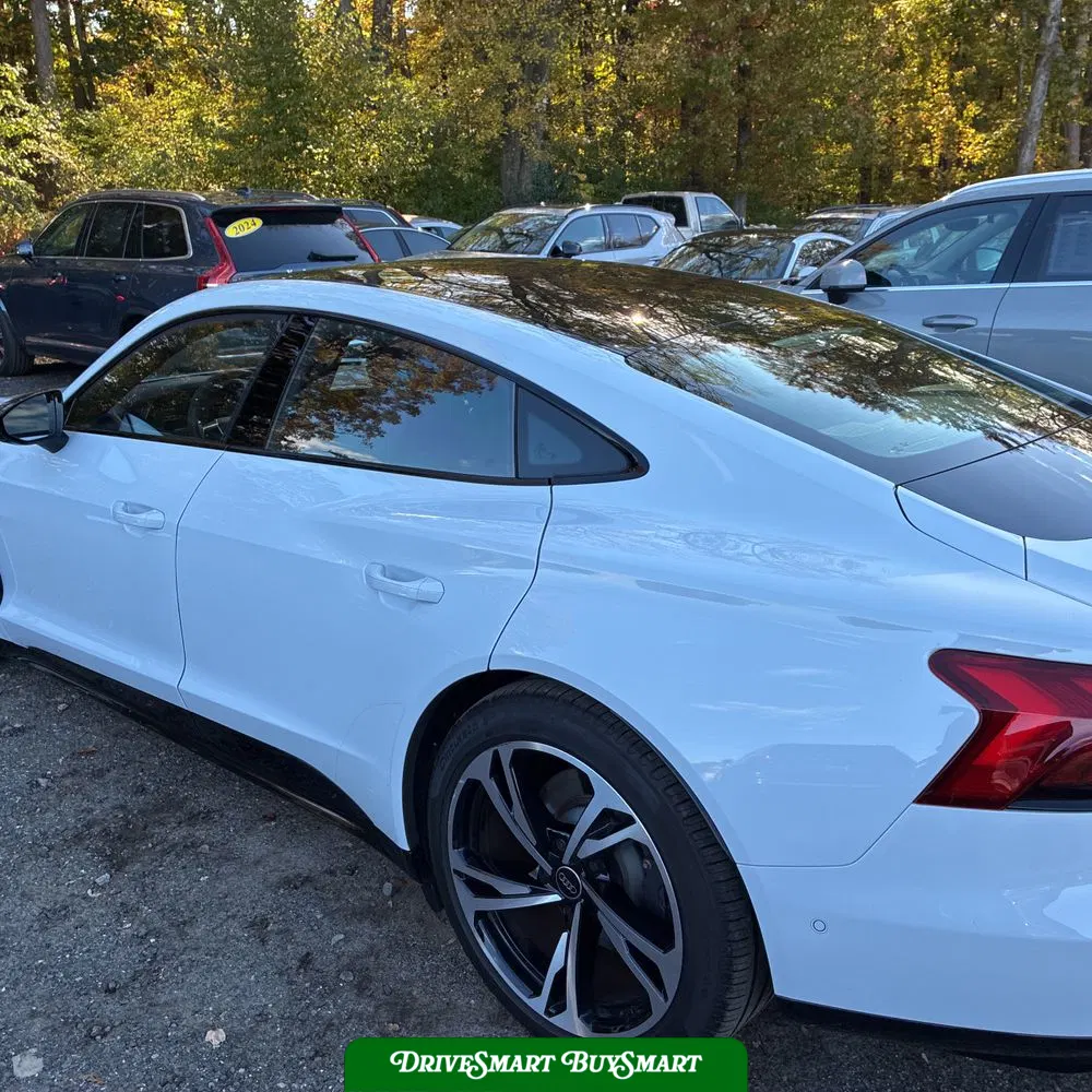 2023 Audi e-tron GT Prestige