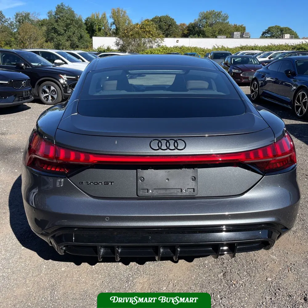 2023 Audi e-tron GT Prestige