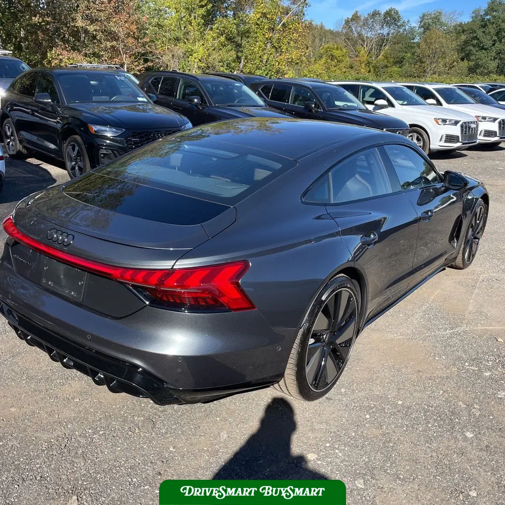 2023 Audi e-tron GT Prestige