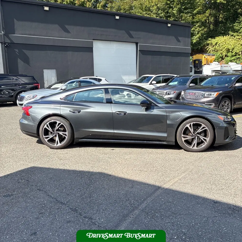 2024 Audi e-tron GT Prestige