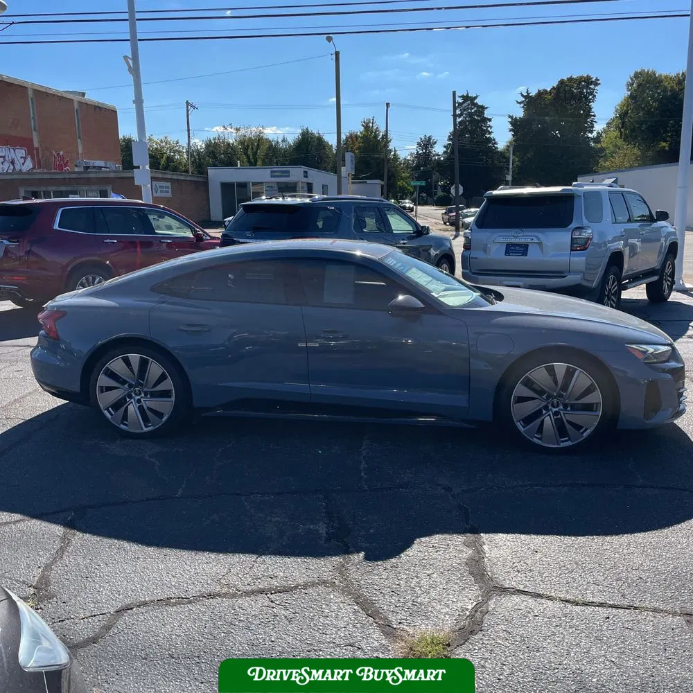 2022 Audi e-tron GT Prestige
