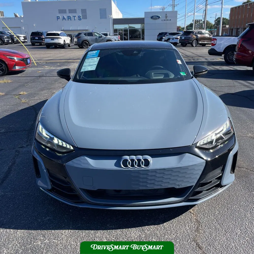 2022 Audi e-tron GT Prestige