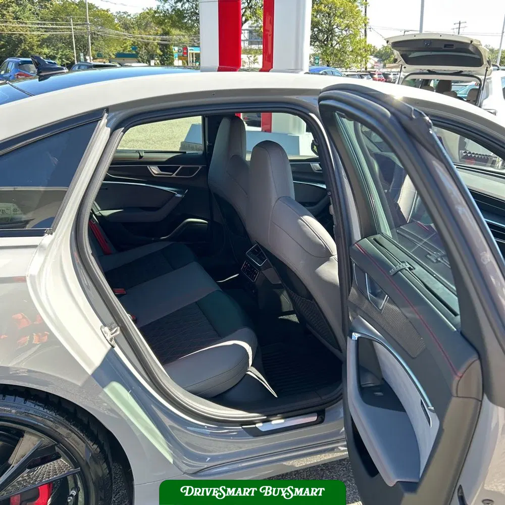 2025 Audi S6 Prestige