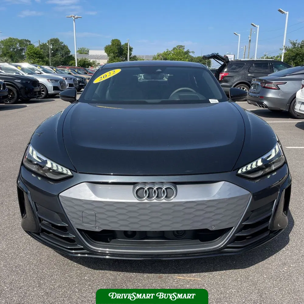 2022 Audi e-tron GT Premium Plus