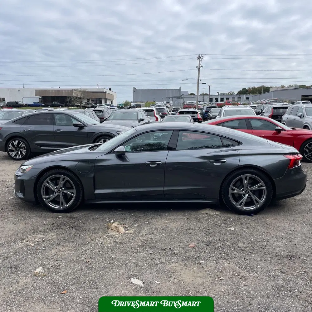2023 Audi e-tron GT Premium Plus