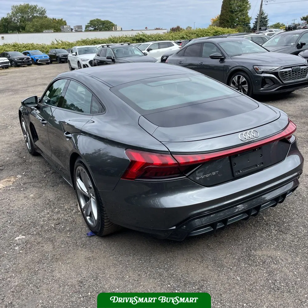2023 Audi e-tron GT Premium Plus