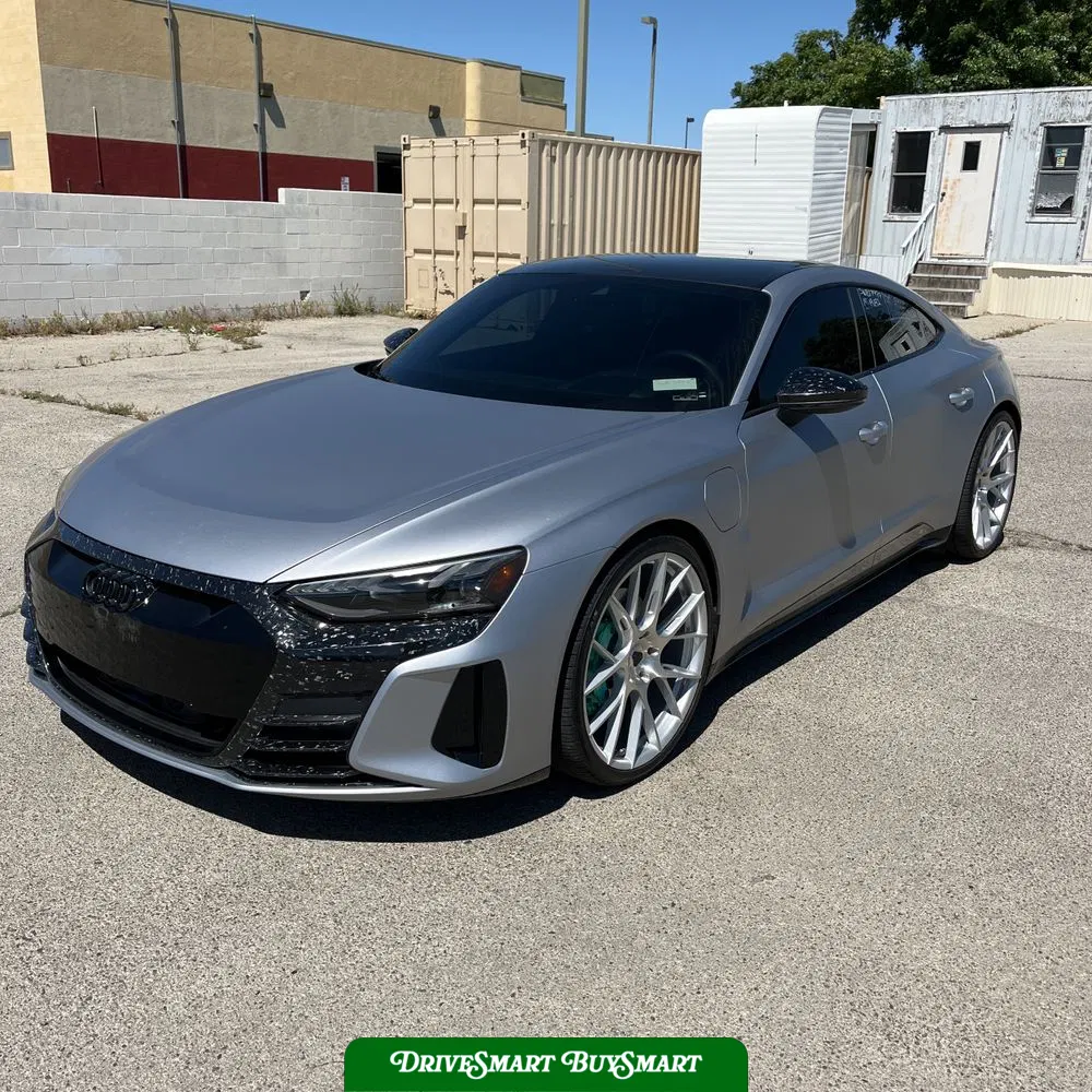 2024 Audi e-tron GT Premium Plus