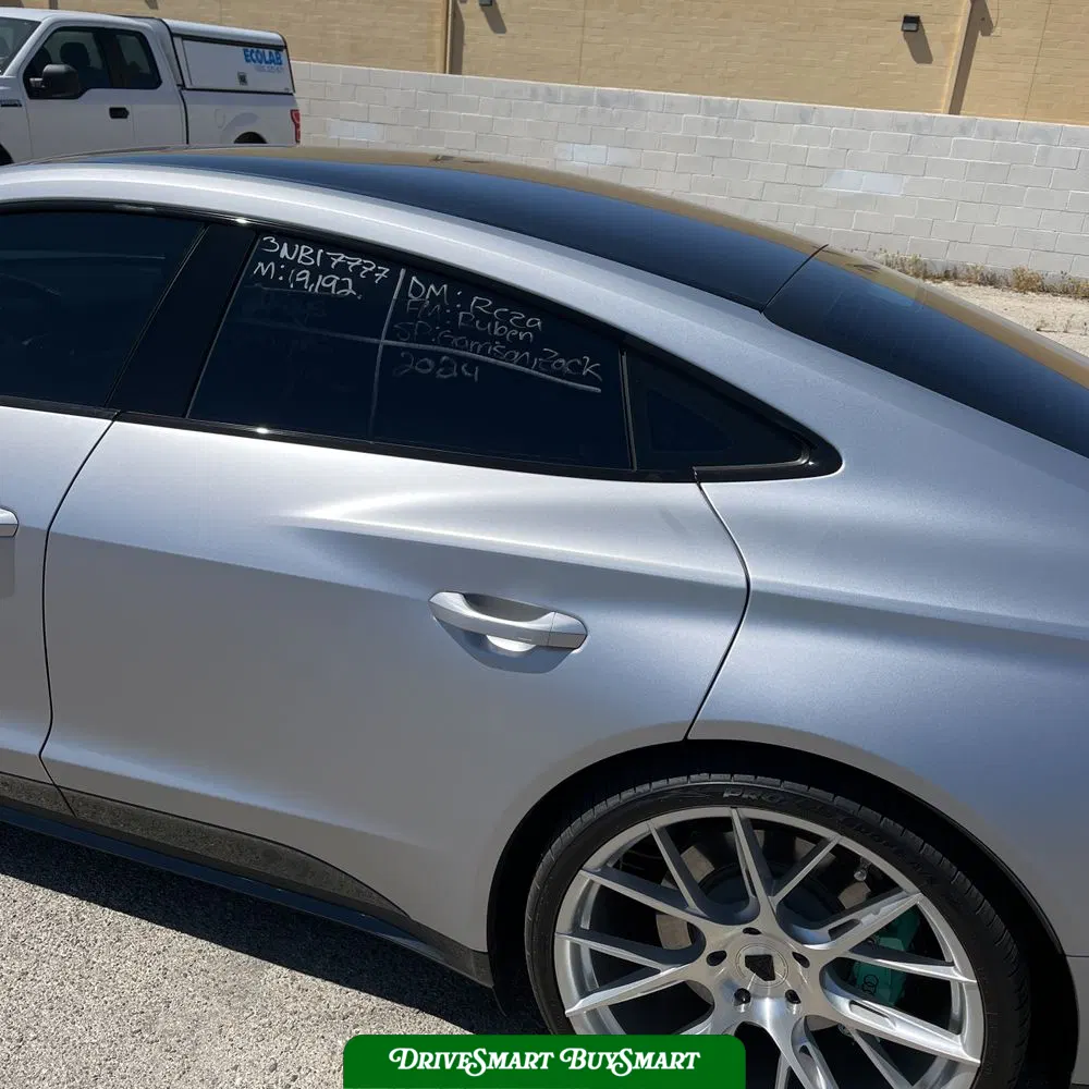 2024 Audi e-tron GT Premium Plus