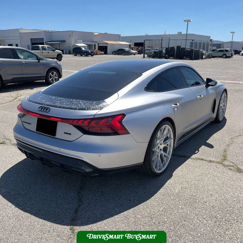 2024 Audi e-tron GT Premium Plus