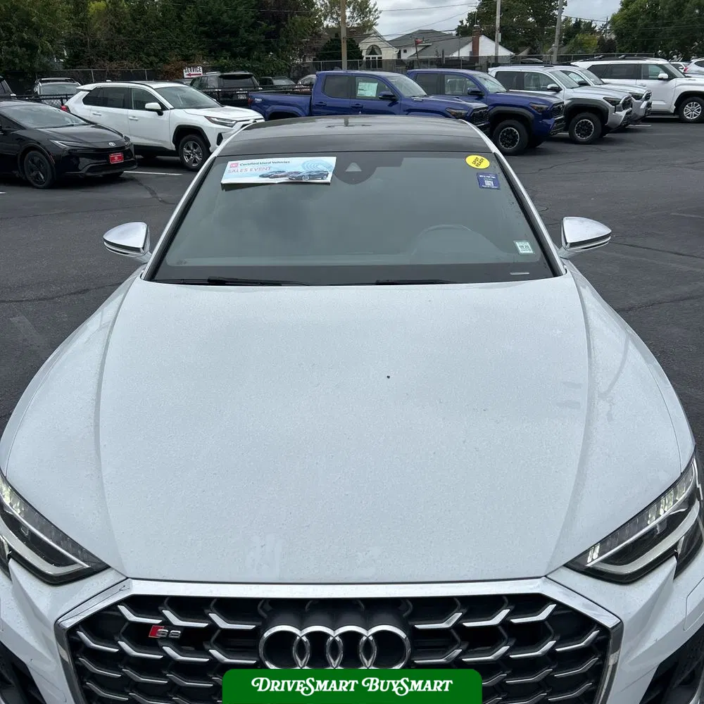 2023 Audi S8