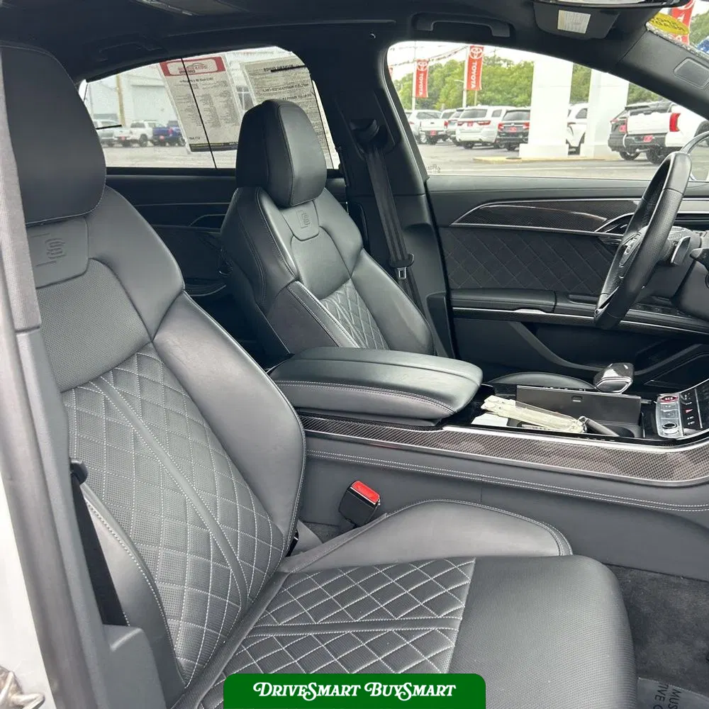 2023 Audi S8