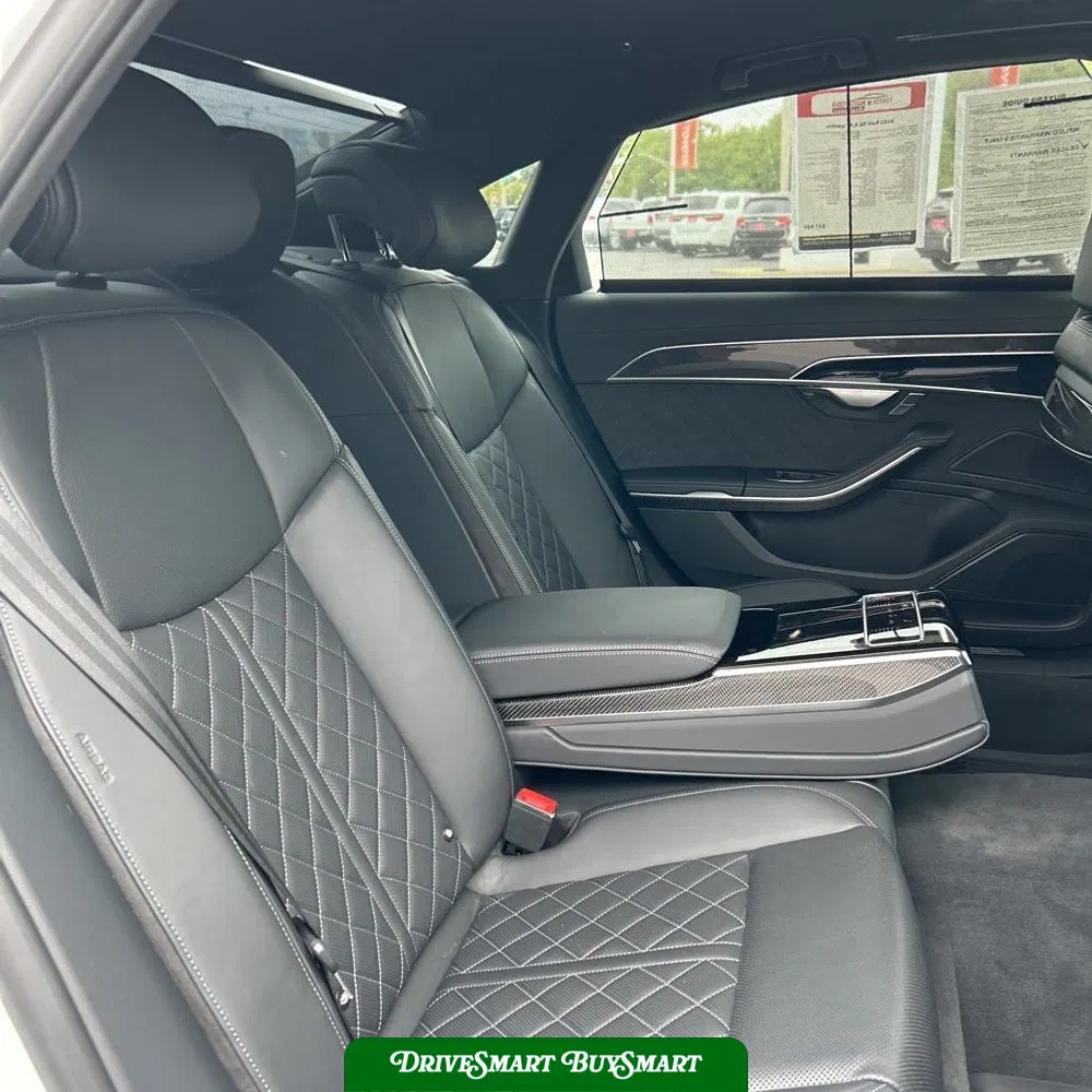 2023 Audi S8