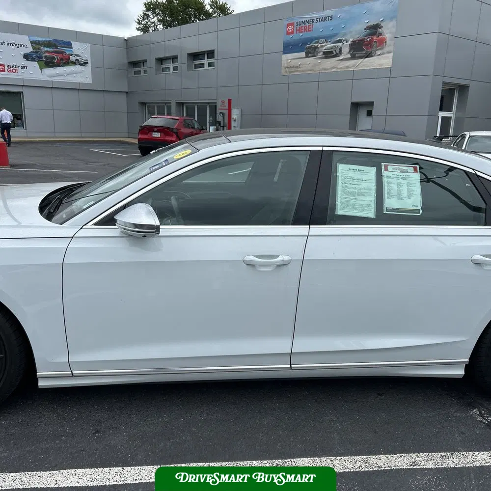 2023 Audi S8