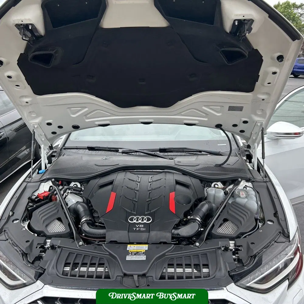 2023 Audi S8