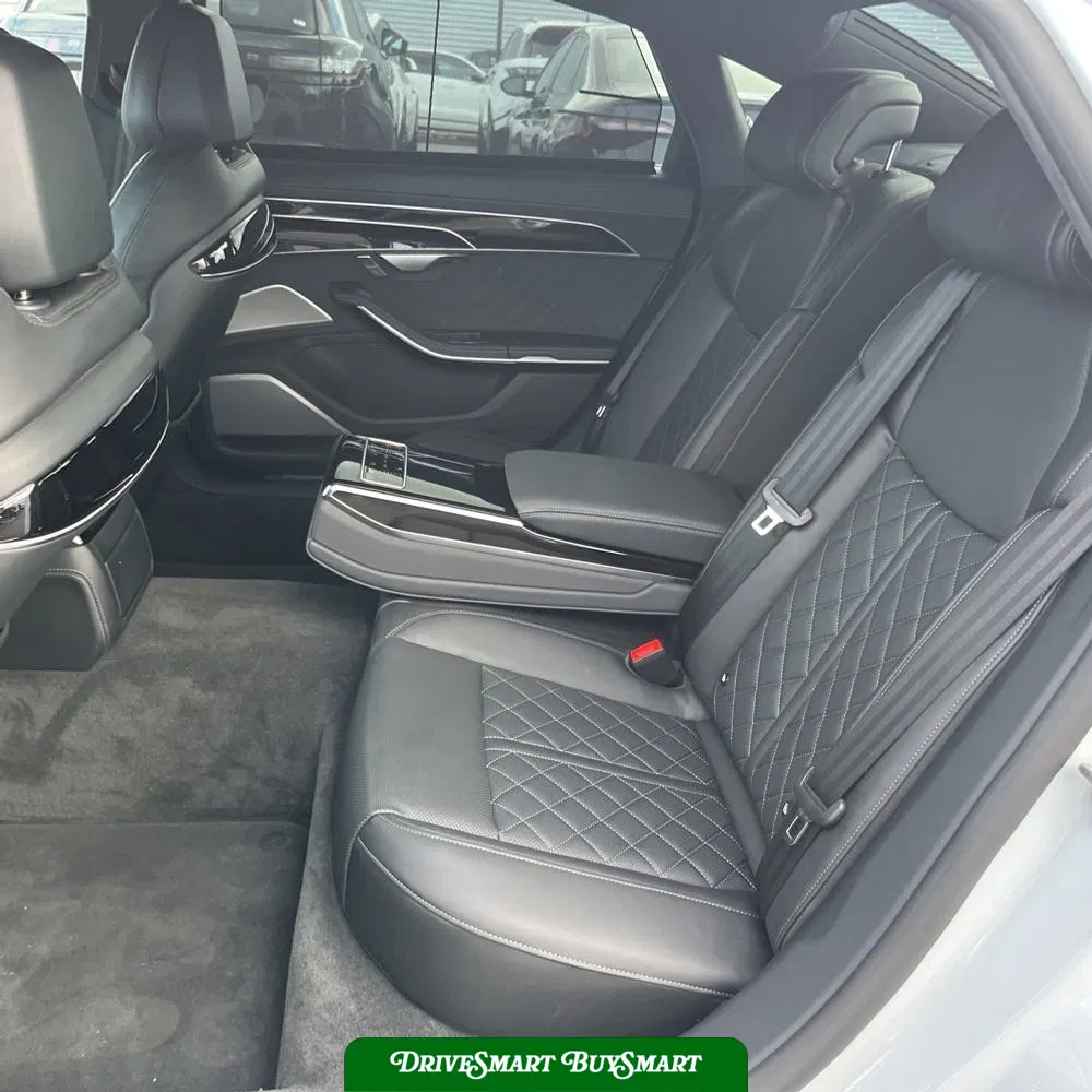 2024 Audi S8 Base