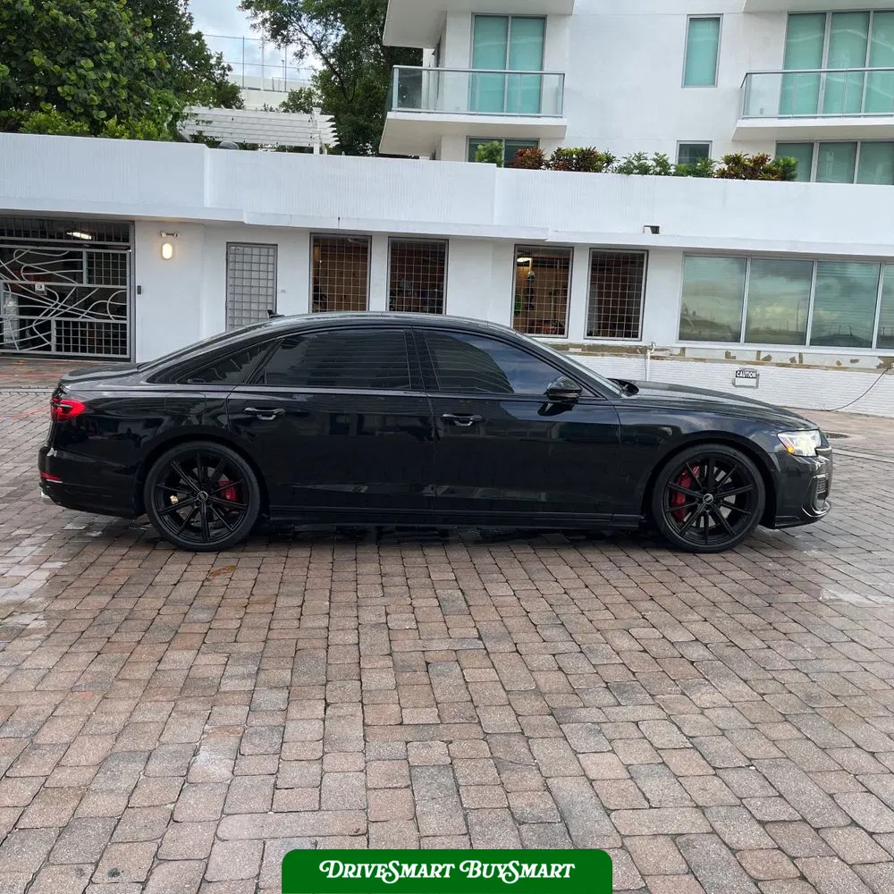 2023 Audi S8
