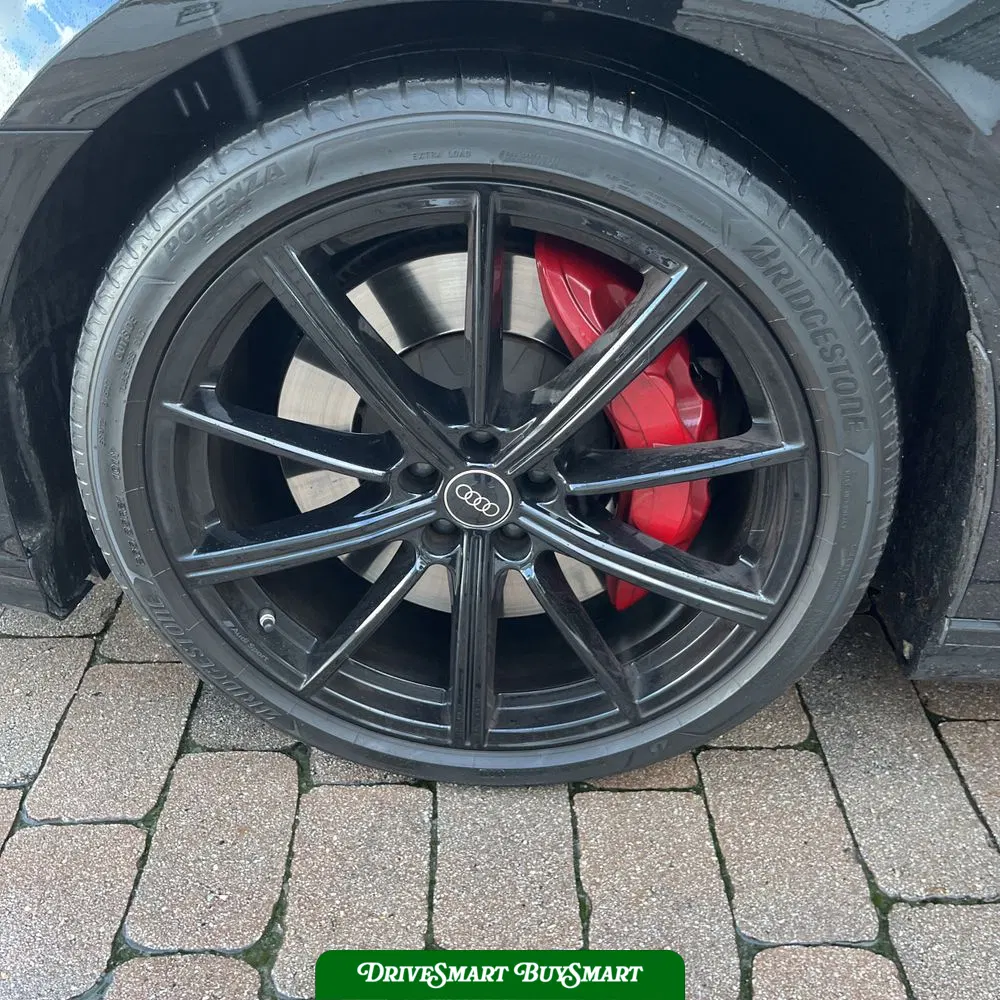 2023 Audi S8