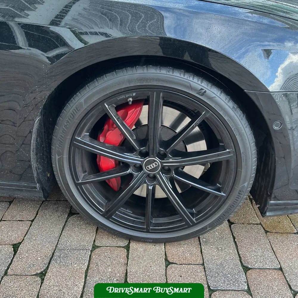 2023 Audi S8