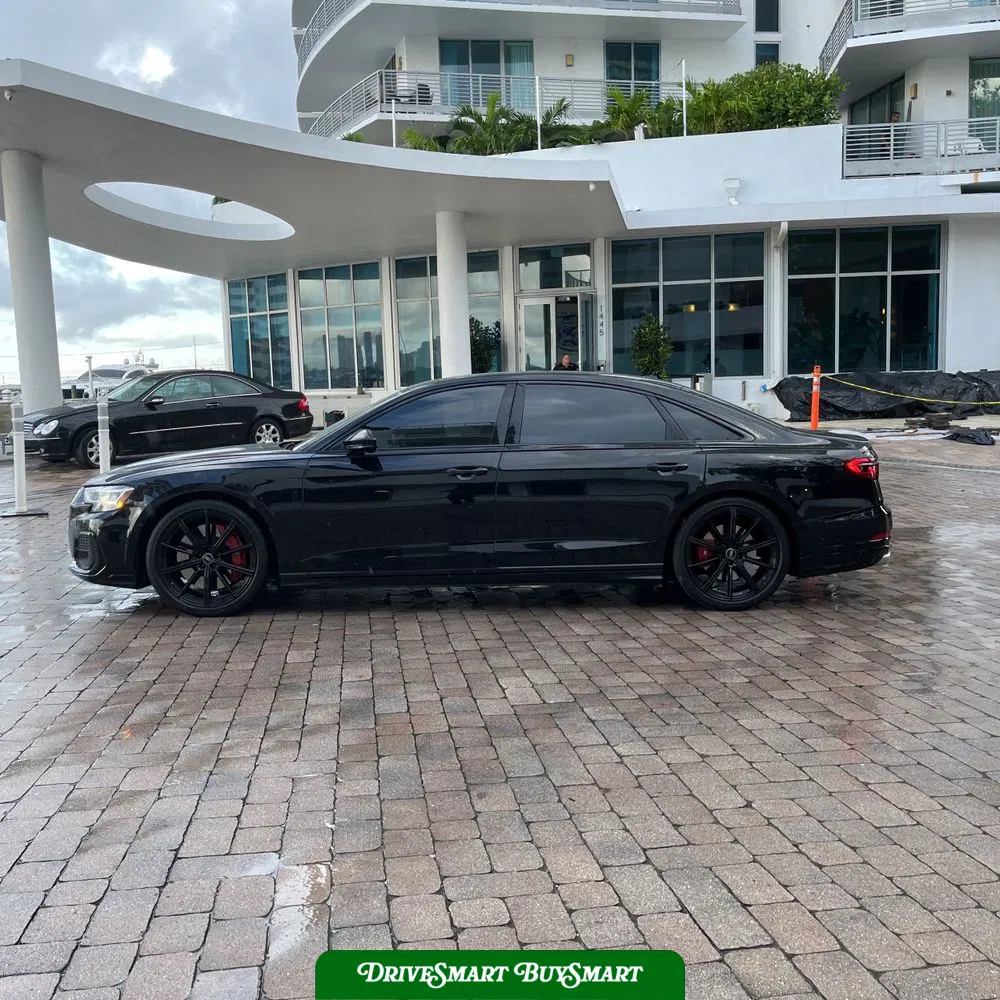 2023 Audi S8