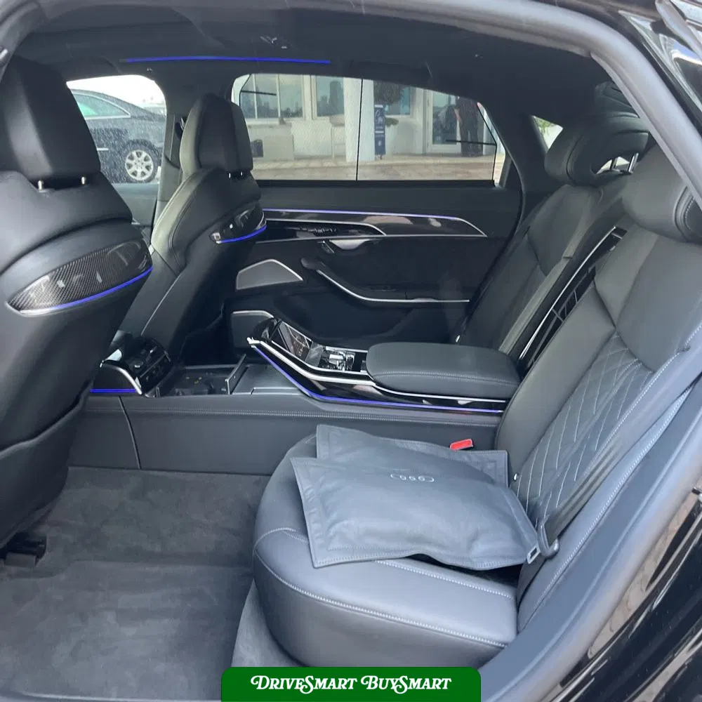 2023 Audi S8