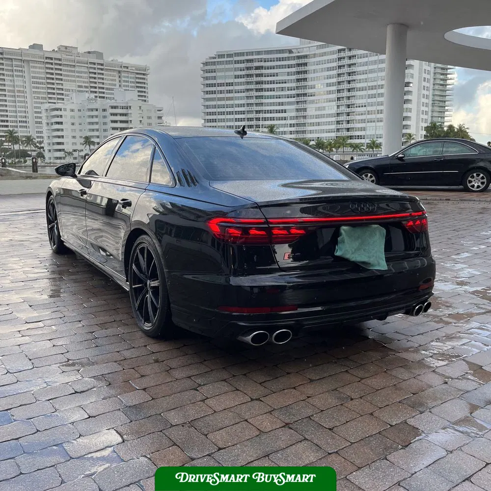 2023 Audi S8