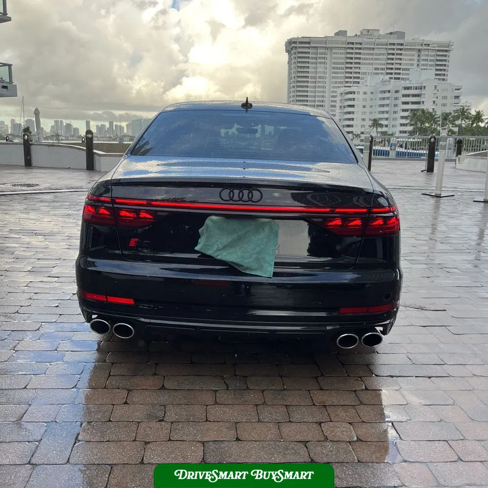 2023 Audi S8