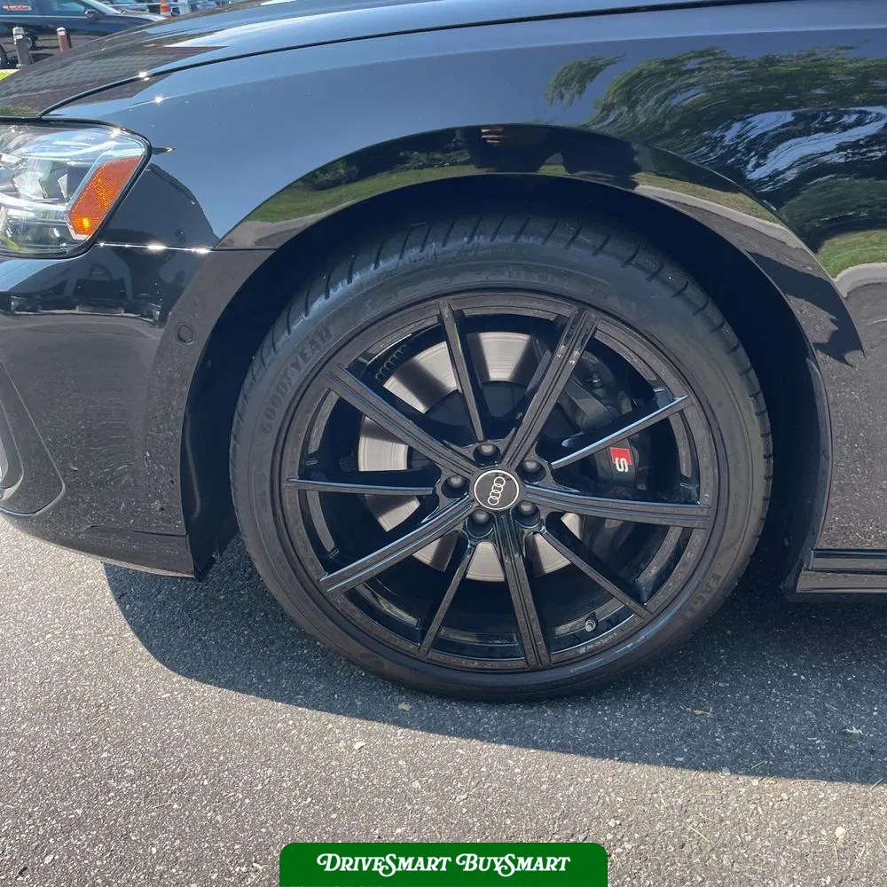 2024 Audi S8 Base