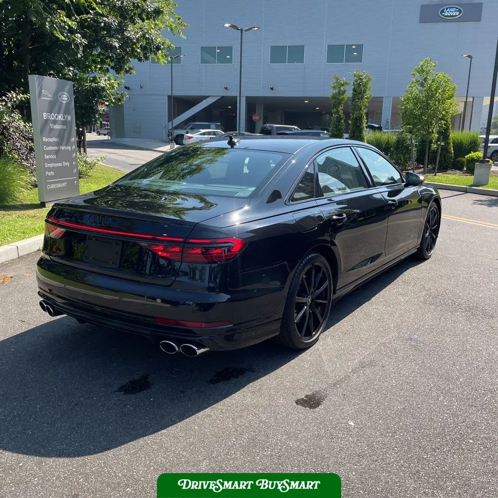 2024 Audi S8 Base