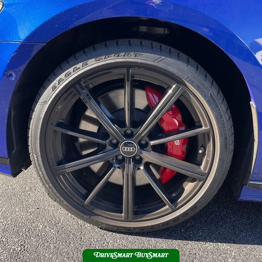 2023 Audi S8