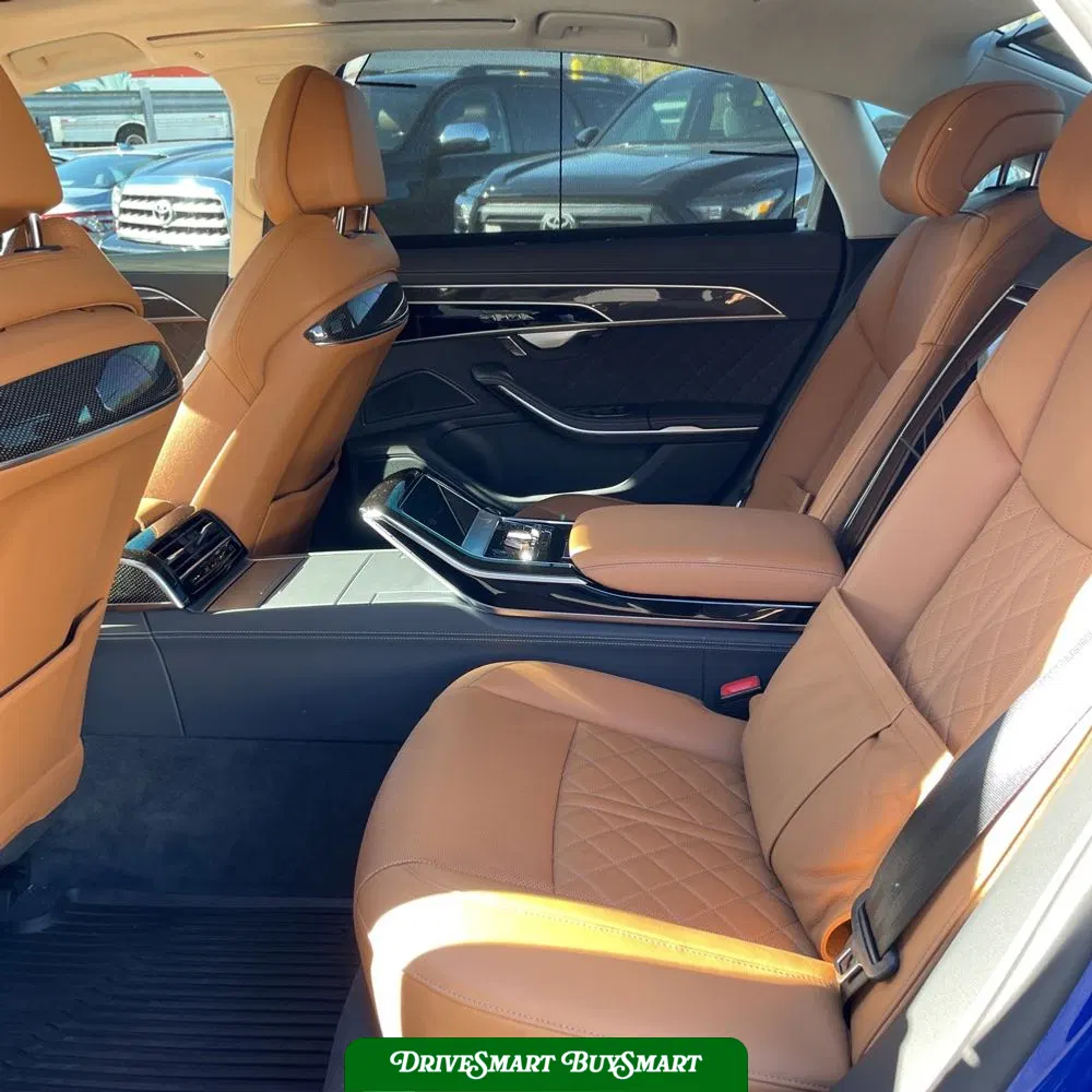 2023 Audi S8